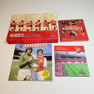 Arsenal Fußball Buch Konvolut x 4 Jahresbuch 1980, Jahrbuch 2010/11, Emirates Stadion - Bild 1 von 17