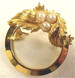 Endearing Pin Sarah Coventry Kreis goldton simulierte Perlen Vintage 1960er - Bild 1 von 4