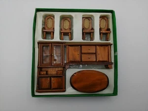 Puppenmöbel in OVP Set Möbel für die Puppenstube Holz Handarbeit - Bild 1 von 8