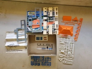 ATLAS. ROADSIDE INN RESTAURANT KIT # 760. HO SCALE open - Picture 1 of 6
