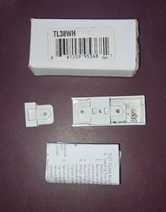 Juno Lighting TL38-WH Trac End Feed Connector/Joiner W/Cover & Dead End - Picture 1 of 2