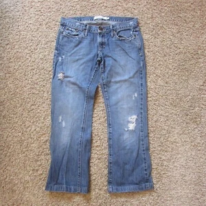 Jeans Abercrombie & Fitch Emma 0 corti invecchiati a brandelli alla caviglia - Foto 1 di 2