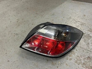 VAUXHALL ASTRA VXR REAR LIGHT DRIVERS SIDE O/S MK5 H Z20LEH 2008 - Picture 1 of 3