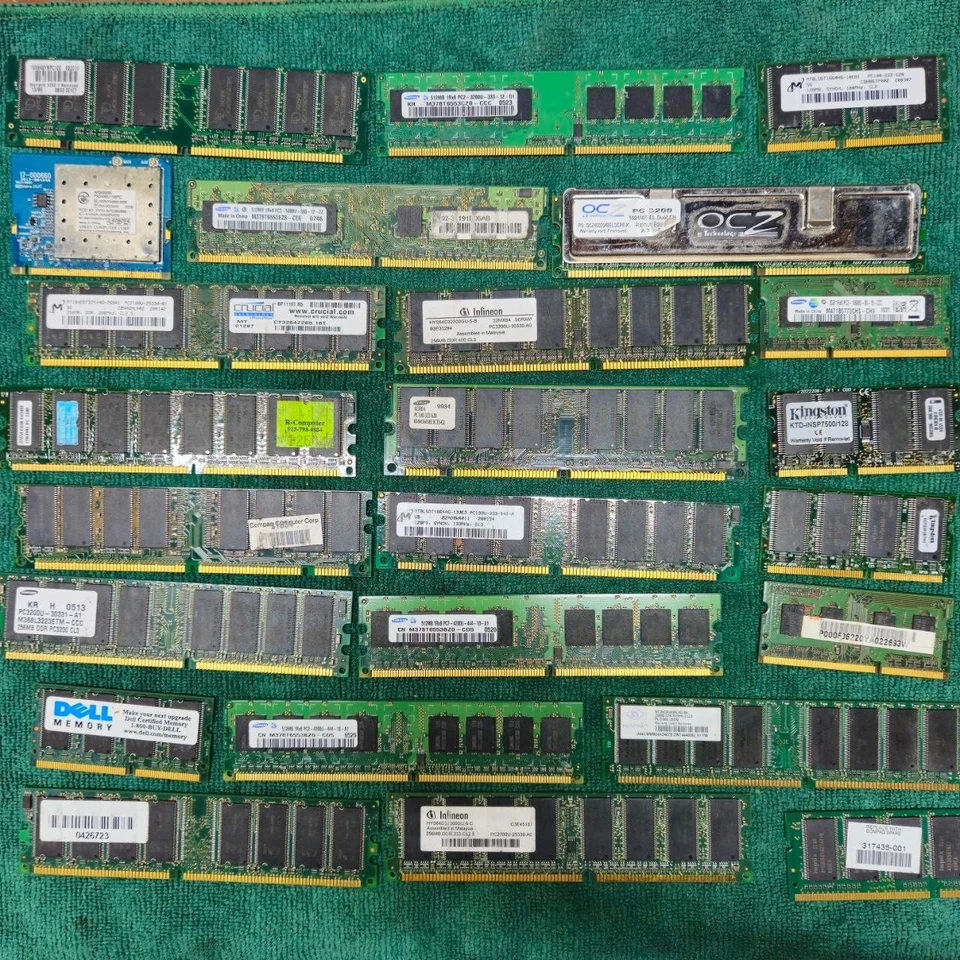 Vintage Computer Memory Lot – DDR, DDR2, DDR3, SDRAM, SODIMM – Mixed Brands - Image 1 of 1