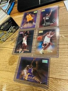 1997/8 skybox premium ser 1 set KOBE, JORDAN, DUNCAN 1-125 IN PERFETTE CONDIZIONI DA CONFEZIONE   - Foto 1 di 2