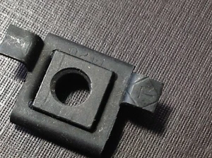 1 pc NORS front end 1/4-20 cage nut 1961-1966 Lincoln Continental 374251-S7 - Picture 1 of 5