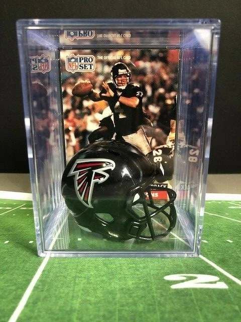 Mini Casco Atlanta Falcons Shadowbox con Tarjeta Brett Favre Foto 1 de 1