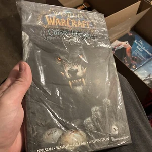 World of Warcraft: Curse of the Worgen - Paperback By Neilson, Micky - Picture 1 of 12