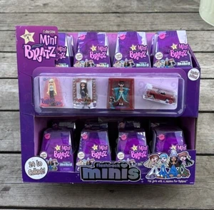 Bratz Flashback Minis Series 1 Limited Edition Lot Of 16 Plus 4 On Display - Picture 1 of 6