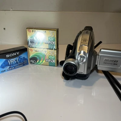 Panasonic PV-L354D, Palmcorder 700x zoom digital probado. Con cintas VHS Foto 1 de 4