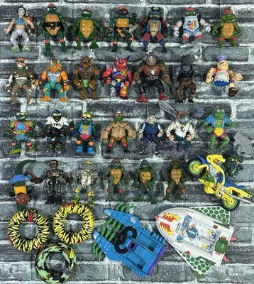 27 Playmates Teenage Mutant Ninja Turtles 1988-90s Vintage Figures 3 Vehicles - Image 1 of 4