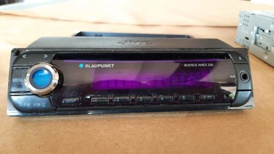 Autoradio Blaupunkt Buenos Aires 200 vorne AUX AM/FM Radio CD Auto Audio - Immagine 1 di 4