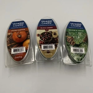 Yankee Candle 2.6 oz Fragranced Wax Melts - Set of 3 Assorted - NEW - Picture 1 of 6