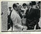 1971 Press Photo Governor George Wallace Confers With Senator Hubert Humphrey