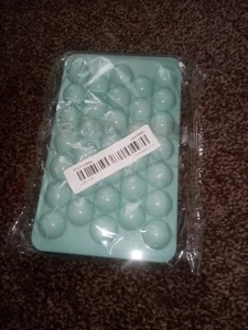 Mini Round Ice Cube Tray - Ice Ball Maker for Freezer - Picture 1 of 1