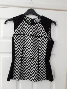 Ladies black and white stripe top, size 8/10 from H&M, used - Picture 1 of 4
