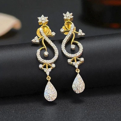 Classy 1.77 TCW Round Brilliant Cut Natural Diamonds Dangle Earrings in 18K Gold - Image 1 of 4