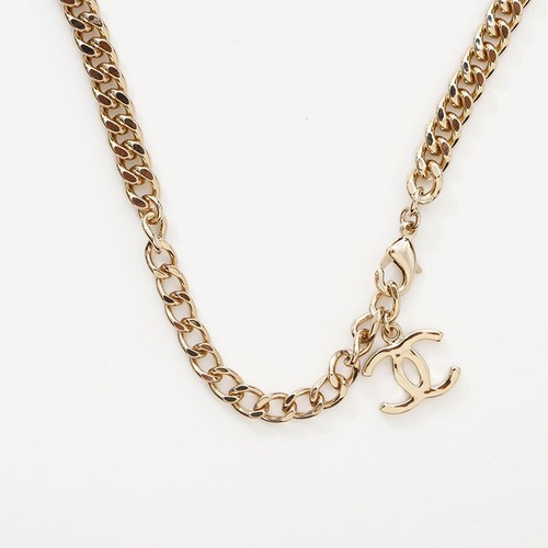 Collana CHANEL 2023 Strass CocoMark Colore Oro Logo CC Charm Donna Donna