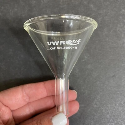 VWR Powder Funnel Glass 60 x 13 mm Total of 6 Funnels - Image 1 of 4
