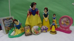 Vintage Disney's Snow White Mixed Lot Of 9, Floating Soap Dish, Coin banks,game+ - Picture 1 of 19