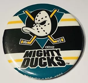 Vintage Mighty Ducks 1993 Trench Inaugural Season Pin Back Button W/ Sticker - Picture 1 of 2