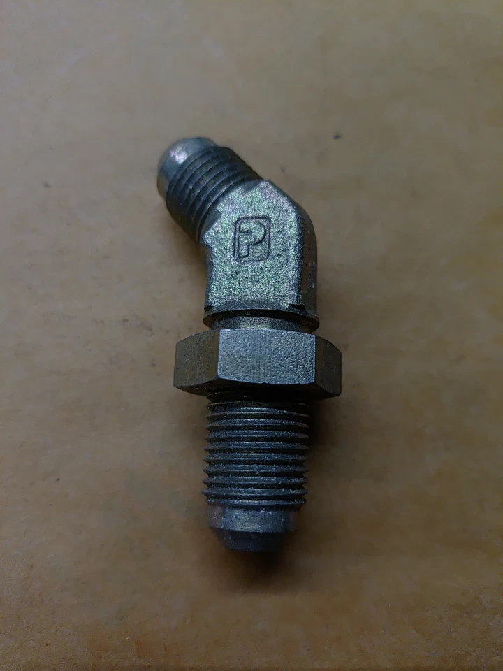 Parker 6 WNTX-S 45° Elbow Hydraulic Bulkhead Fitting Male JIC-06 to Male JIC-06 - Image 1 of 1