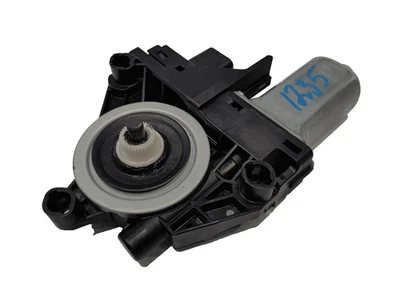 ОРИГИНАЛЬНЫЙ ДВИГАТЕЛЬ РЕГУЛЯТОРА СТЕКЛА ПЕРЕДНЕЙ ПРАВОЙ ДВЕРИ JEEP GRAND CHEROKEE 2011-2023 - Изображение 1 из 4