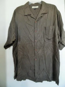 Men's Tommy Bahama Size Large 100% Silk Short Sleeve Hawaiian Shirt - Picture 1 of 3