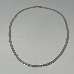 VINTAGE .925 STERLING SILVER HERRINGBONE NECKLACE 24 INCH 5.5 MM CLEAN - Picture 1 of 6