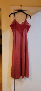 VTG Lily of France ROSA PULEO SZULE Wine Lace Bodice Large Nightgown ,dark rose - Picture 1 of 7