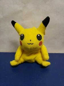 Vintage Pokémon Pikachu Plush Soft Treat Keeper Wonka Tart Tinies WITH CANDY - Picture 1 of 10