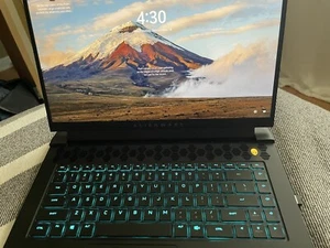 alienware laptop m15 R5 - Picture 1 of 6