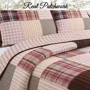 NEU! ~ GEMÜTLICHES KLASSISCHES KARIERTES BRAUN ROT TAUPE HELLBRAUN BEIGE LOG CABINE LODGE QUILT SET - Bild 1 von 6