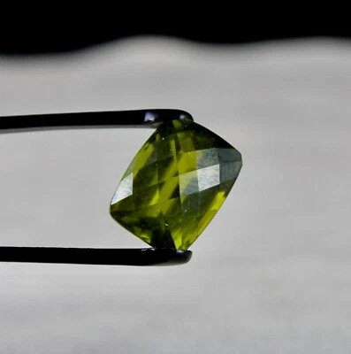 Green Vesuvianite Idocrase Gemstone Ring/pendant Cushion Cut 11.20 Ct - Image 1 of 4