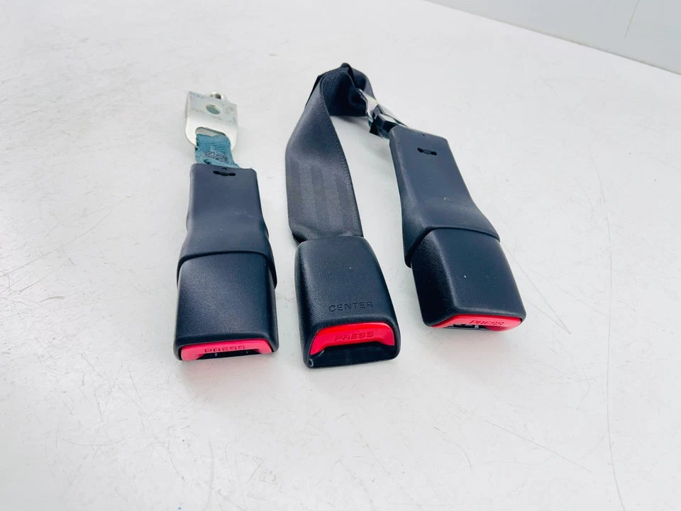 Juego de hebillas de cinturón de seguridad trasero Lexus CT200h 2011-2014 OEM Foto 1 de 4