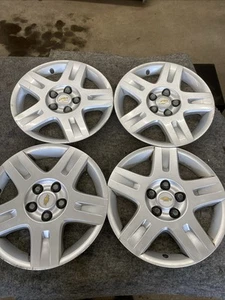 4-2006-2008 Chevy Malibu 2007-2008 HHR 16" OEM SILVER Hubcap Wheel Covers #3015 - Picture 1 of 8