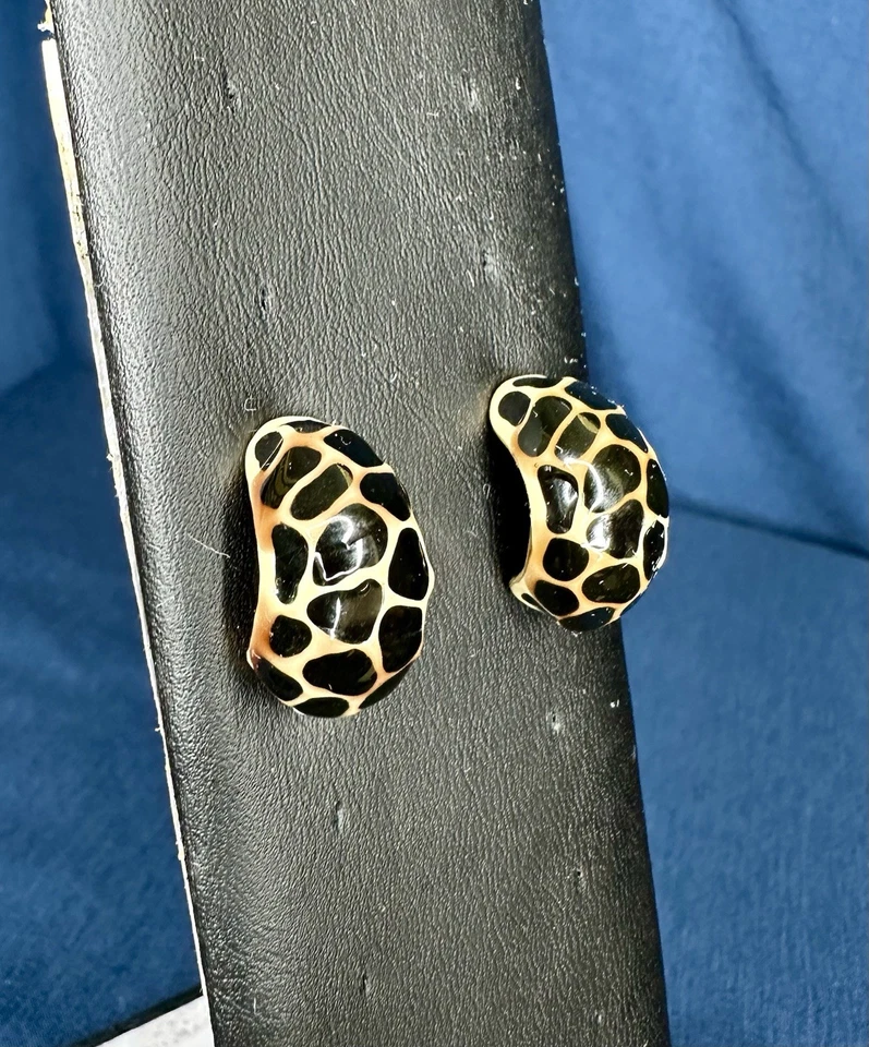 Kenneth Jay Lane Signed KJL Cheetah Leopard Black Beige Pierced Earrings - Image 1 of 4