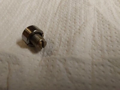 TECHNICS VITE SCREW TONE ARM BRACCIO SL BD20 BD21 BD22 BD25 BD1 BD2 BD3 QD33 QD2 - Immagine 1 di 4