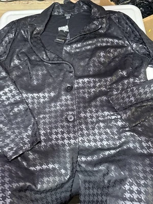 Blazer Negro Relajado Torrid Studio Luxe Ponte Talla 2 Monocromático Pata de Gallo Foto 1 de 4