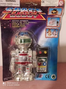 Vintage Space Mini Robot R/C B/O Toy China NOC - Bild 1 von 4