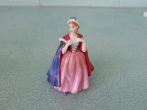 ROYAL DOULTON PORCELAIN BESS MINIATURE LADIES FIGURINE - M210 - 2004