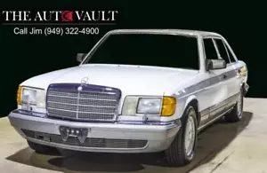 1987 Mercedes-Benz 500-Series trim - Picture 1 of 12