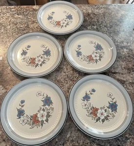 Vintage Crowning Fashion "Blue Bouquet" Johann Haviland Dinner Plates Set Of 5 - Picture 1 of 6