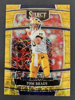 2022 Panini Select Draft Picks Tom Brady Gold Lazer - Concourse #32 MINT - Image 1 of 2