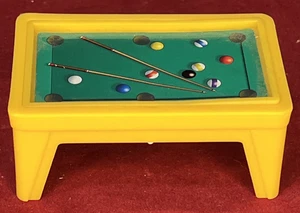Fisher Price Sweet Streets Tischtennis/Pooltisch EUC - Bild 1 von 2