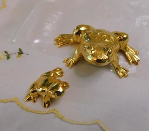 Myers Suzio Pewter Frog Toad Figurines Lot of Two Gold Plated Frogs - Picture 1 of 5