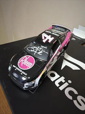 Kevin Harvick Firmado 2022 NASCAR #4 Rheem Chasing A Cure Escala 1:24 Diecast Foto 1 de 2