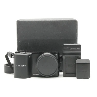 MINT Samsung NX NX2000 20.3MP Digital Camera - Black (Body Only) #954 - Image 1 of 4