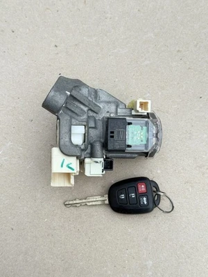 Toyota Camry 2015-2017 interruptor de encendido bloqueo con llave e inmovilizador OEM 89782-0E010 Foto 1 de 4
