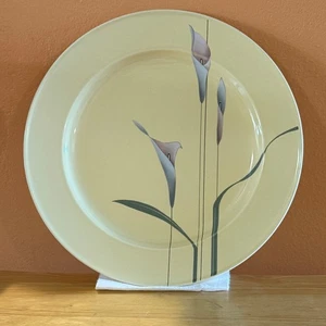 Mikasa Galleria FK301 Opus Yellow 12” chop steak plate serving platter.Cala lily - Picture 1 of 3